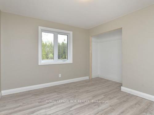 581 Pike Bay Rd, Northern Bruce Peninsula, ON - Indoor Photo Showing Other Room