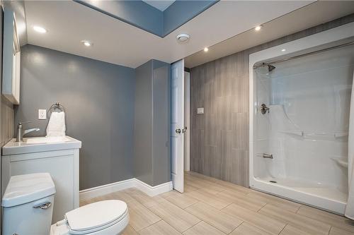 561 Glancaster Road, Mount Hope, ON - Indoor Photo Showing Bathroom