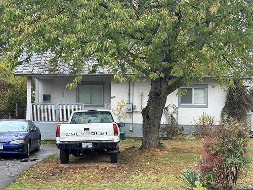 3482 Bethune Ave, Saanich, BC - Outdoor