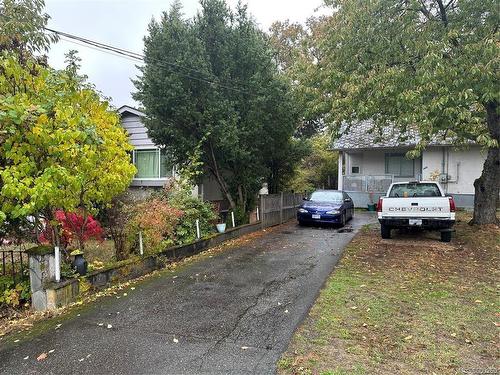 3482 Bethune Ave, Saanich, BC - Outdoor