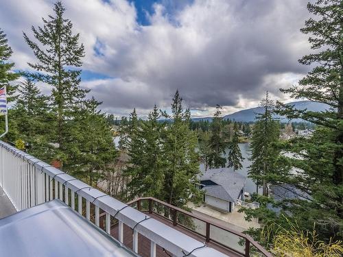 320 Fawn Pl, Nanaimo, BC - Outdoor With View