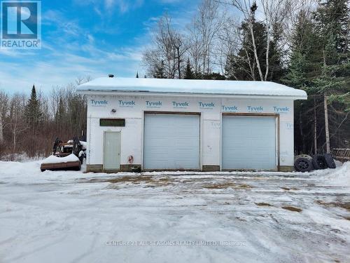 29 Helmers Rd, Hastings Highlands, ON - Outdoor