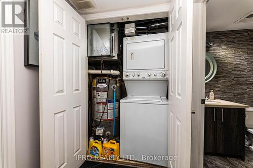 #306 -1450 Bishops Gate, Oakville, ON - Indoor Photo Showing Laundry Room