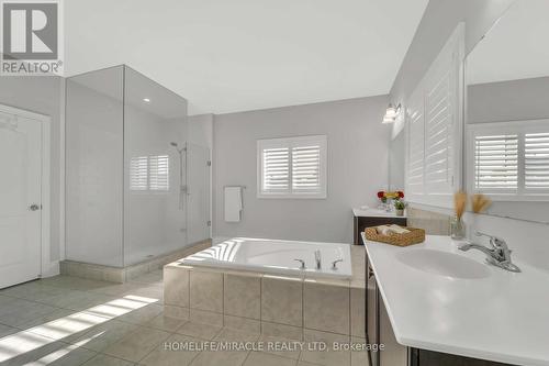 4 Meek Avenue, Mono, ON - Indoor Photo Showing Bathroom