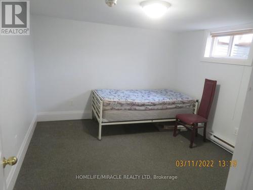 Back - 217 Graburn Avenue, Oshawa, ON - Indoor Photo Showing Bedroom