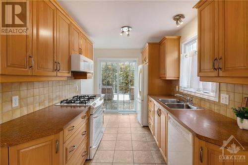 730 Des Chenes Street, Casselman, ON - Indoor Photo Showing Kitchen With Double Sink
