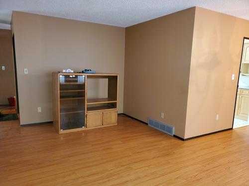 2305 4Th Street, Cranbrook, BC - Indoor Photo Showing Other Room