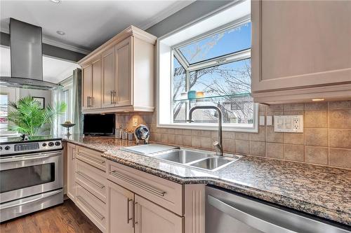 1103 Marley Crescent, Burlington, ON - Indoor Photo Showing Kitchen With Double Sink