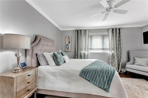 1103 Marley Crescent, Burlington, ON - Indoor Photo Showing Bedroom