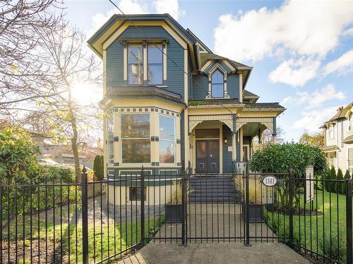 1141 Fort St, Victoria, BC - Outdoor