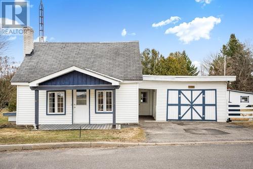 1079 Des Cedres Street, Chute-A-Blondeau, ON - Outdoor