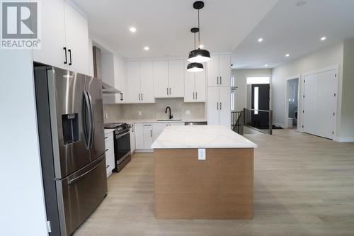 245 Prospect Drive, Grand Forks, BC - Indoor Photo Showing Kitchen With Upgraded Kitchen