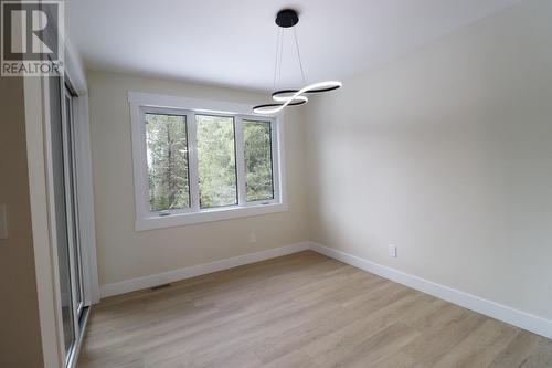 245 Prospect Drive, Grand Forks, BC - Indoor Photo Showing Other Room