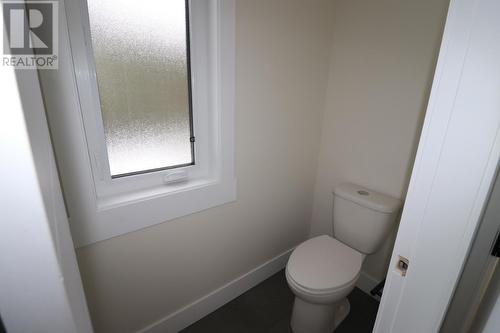 245 Prospect Drive, Grand Forks, BC - Indoor Photo Showing Bathroom