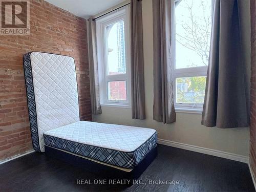 2 - 173 King Street E, Hamilton, ON - Indoor Photo Showing Bedroom