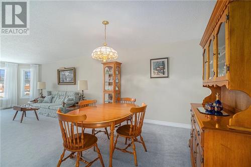 117 Golf Club Road, Smiths Falls, ON - Indoor Photo Showing Dining Room