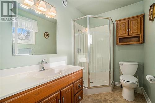 117 Golf Club Road, Smiths Falls, ON - Indoor Photo Showing Bathroom