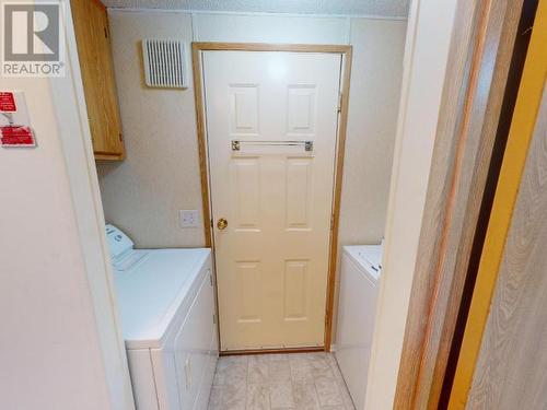 41-5455 Borden Place, Powell River, BC - Indoor Photo Showing Laundry Room