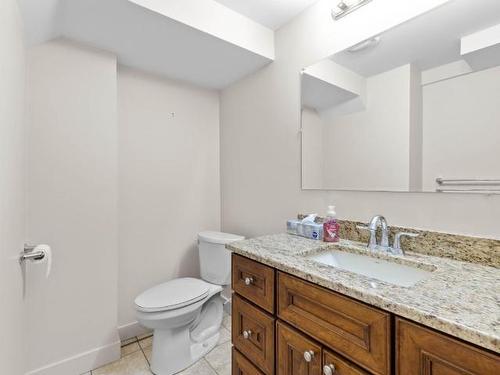 4-1596 Okanagan Ave Se, Out Of District, BC - Indoor Photo Showing Bathroom