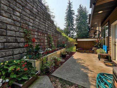 4-1596 Okanagan Ave Se, Out Of District, BC - Outdoor