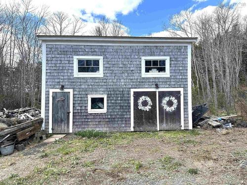 5732 Highway 332, Middle Lahave, NS 