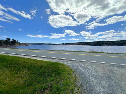 5732 Highway 332, Middle Lahave, NS 