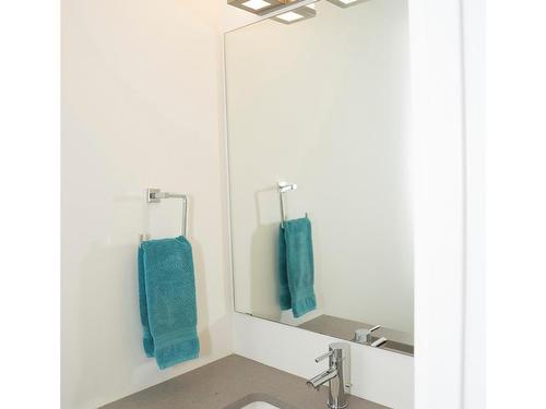 122-605 Gibson St, Tofino, BC - Indoor Photo Showing Bathroom