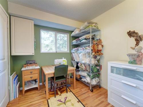 563 Phelps Ave, Langford, BC - Indoor