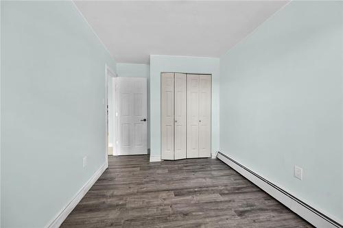 30 Summit Avenue|Unit #202, Hamilton, ON - Indoor Photo Showing Other Room