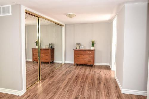 Large mirrored closet - 68 Henry Street, St. Catharines, ON - Indoor