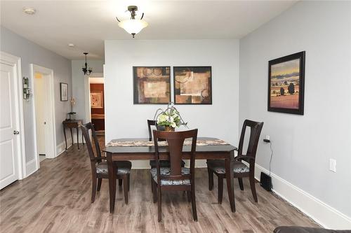 68 Henry Street, St. Catharines, ON - Indoor Photo Showing Dining Room