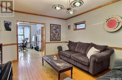 546 7Th Street E, Prince Albert, SK - Indoor Photo Showing Living Room