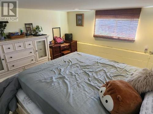 4516 Marine Ave, Powell River, BC - Indoor Photo Showing Bedroom