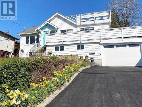 4516 Marine Ave, Powell River, BC - Outdoor