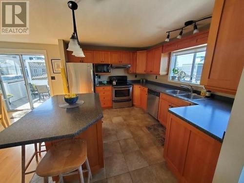 4516 Marine Ave, Powell River, BC - Indoor Photo Showing Kitchen With Double Sink