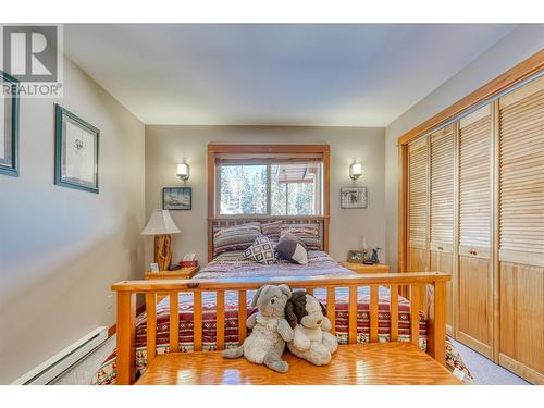 112 Creekview Road, Penticton, BC - Indoor Photo Showing Bedroom