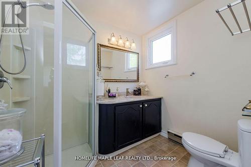 8554 Hwy 7 Road, Guelph/Eramosa, ON - Indoor Photo Showing Bathroom