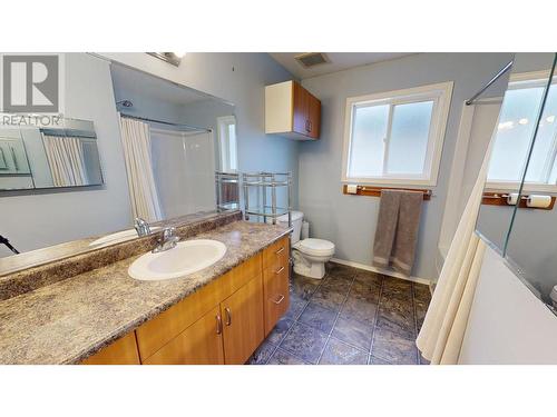 9015 87 Avenue, Fort St. John, BC - Indoor Photo Showing Bathroom