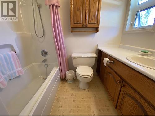2472 Thornhill Street, Terrace, BC - Indoor Photo Showing Bathroom