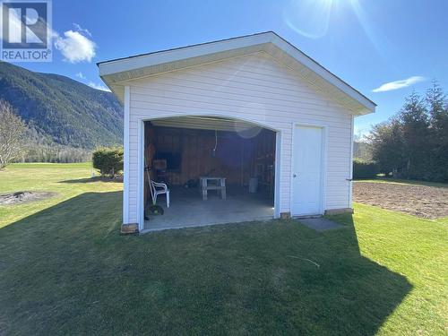 2472 Thornhill Street, Terrace, BC - Outdoor