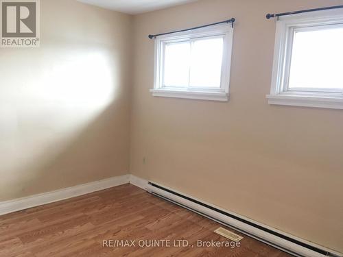 170 College St W, Belleville, ON - Indoor Photo Showing Other Room