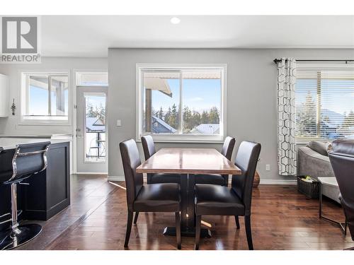 1830 23 Street Ne, Salmon Arm, BC - Indoor Photo Showing Kitchen With Upgraded Kitchen