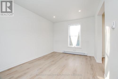 650 Rogers Street, Peterborough, ON - Indoor Photo Showing Other Room