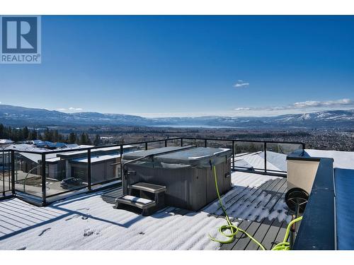 1189 Lone Pine Drive, Kelowna, BC - Outdoor With View