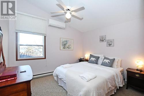 326 Indian Point Road, Kawartha Lakes, ON - Indoor Photo Showing Bedroom