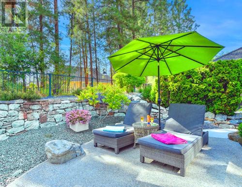 4158 Gallaghers Boulevard S, Kelowna, BC - Outdoor With Backyard