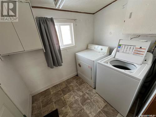 790 Saskatchewan Avenue, Milden, SK - Indoor Photo Showing Laundry Room