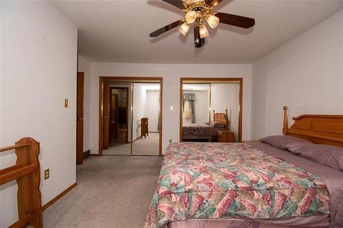 45025 Rd 64 Road W, Portage La Prairie Rm, MB - Indoor Photo Showing Bedroom