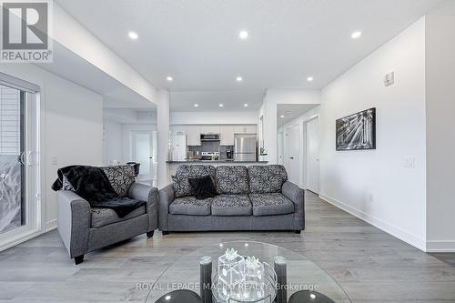 201 - 8 Culinary Lane, Barrie, ON - Indoor Photo Showing Living Room