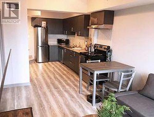 #G215 -275 Larch St, Waterloo, ON - Indoor Photo Showing Kitchen With Stainless Steel Kitchen